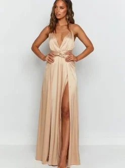 Robe de domoiselle d'honneur champagne en satin stretch col V plongeant jupe fendu longueur au sol