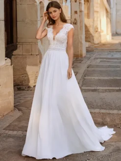 Robe de mariée bohème col V dos nu top en dentelle jupe en tulle à petite traîne