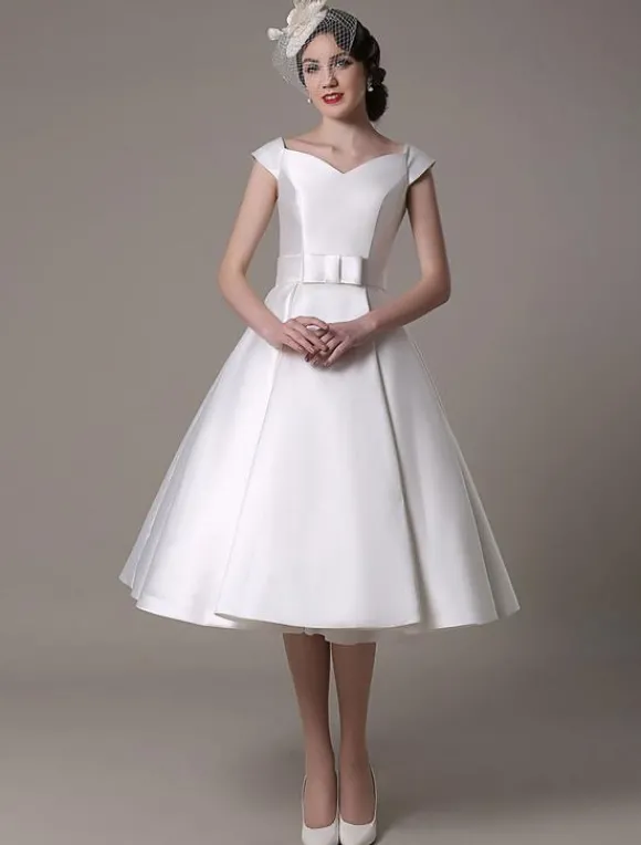 Robe de mariée courte blanche en satin col V avec noeud boutonnée sur dos au genou Robe de mariage vintage