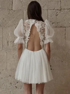 Robe de mariée courte col rond manche courte dos nu Robe de mariage civil