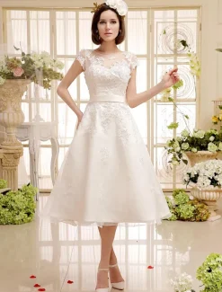 Robe de mariée courte en organza manche courte laçage sur dos longueur au genou Robe de mariage