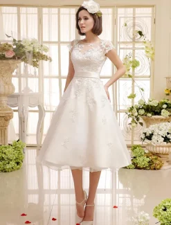 Robe de mariée courte en organza manche courte laçage sur dos longueur au genou Robe de mariage