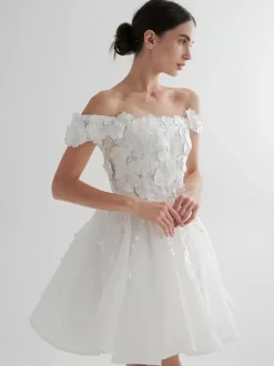 Robe de mariée courte mini épaules dénudées sans manches taille naturelle dentelle