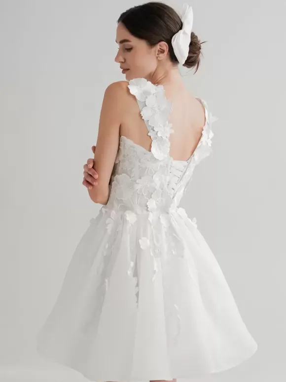 Robe de mariée courte mini épaules dénudées sans manches taille naturelle dentelle