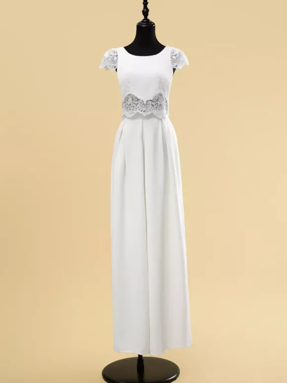 Robe de mariée deux pièces en dentelle découpée avec col bijou deux pièces longueur au sol fermeture éclair manches courtes longueur au sol ivoire