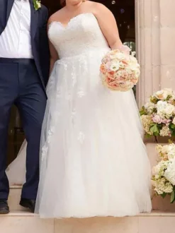 Robe de mariée grande taille robe de mariage bustier à traîne en dentelle
