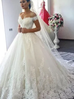 Robe de mariée princesse en tulle ivoire à traîne ronde robe de mariage