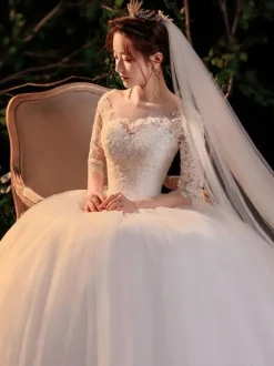 Robe de mariée princesse robe de mariage demi manhce à grande traîne laçage sur dos