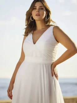 Robe de mariée simple en mousseline de soie col en V sans manches ceinture robes de mariée trapèze