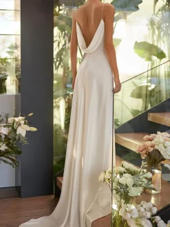 Robe de Mariée Simple Ivoire  sans manches col roulé Tissu de satin Robes de mariée