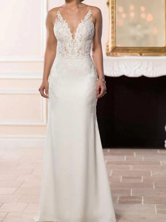 Robe de mariée simple robe de mariage col V boutonné sur dos à traîne courte