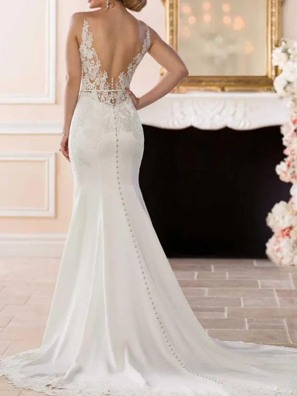Robe de mariée simple robe de mariage col V boutonné sur dos à traîne courte