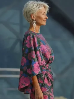 Robe de mère de la mariée col bijou manches 3/4 robe de bal fleurie avec traîne robe d'invitée pour un mariage