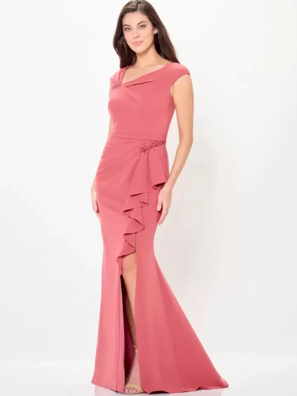 Robe de mère de mariée conçue décolleté sans manches sirène robes d'invitées de mariage perlées
