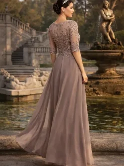 Robe de mère en dentelle mousseline encolure travaillée combinaison manches courtes robes d'invitée de mariage en dentelle
