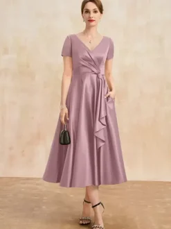 Robe de mère plissée col en v manches courtes ligne a robes d'invitées pour mariage