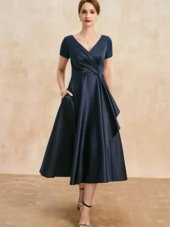 Robe de mère plissée col en v manches courtes ligne a robes d'invitées pour mariage