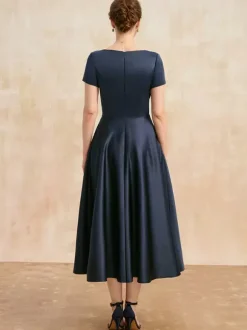 Robe de mère plissée col en v manches courtes ligne a robes d'invitées pour mariage