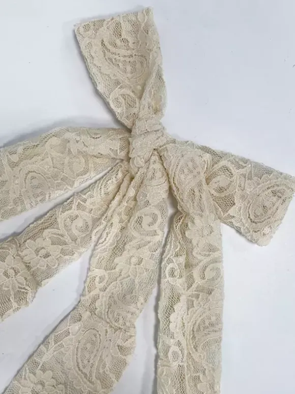 Robe de soirée longue abricot à col V en dentelle sans manches élégante et semi-formelle