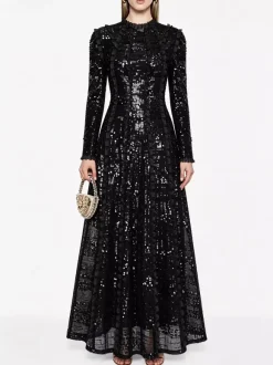 Robe de soirée longue champagne à col montant et sequins manches longues élégante et semi-formelle.