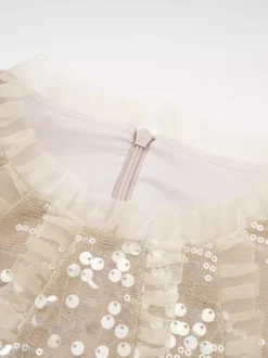 Robe de soirée longue champagne à col montant et sequins manches longues élégante et semi-formelle.