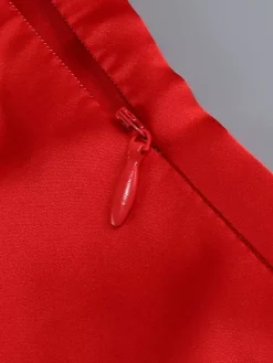 Robe de soirée longue élégante à rosettes pour femme - Robe moulante rouge en satin dos nu ornée de fleurs 3D - Bal de promo d'été 2026