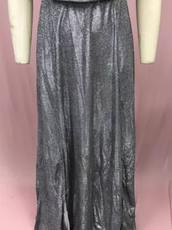 Robe de soirée maxi bleue éblouissante à sequins col en V sans manches épaules dénudées style chic semi-formel