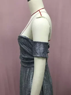 Robe de soirée maxi bleue éblouissante à sequins col en V sans manches épaules dénudées style chic semi-formel