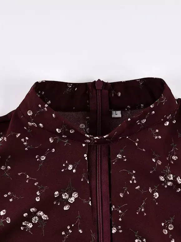 Robe de soirée maxi bordeaux à manches courtes bouffantes et col montant