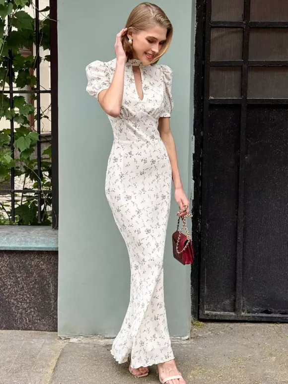 Robe de soirée maxi bordeaux à manches courtes bouffantes et col montant