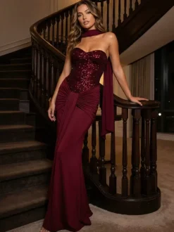 Robe de soirée maxi à sequins décolleté en c艙ur froncée sur le devant et détail noué collection 2026