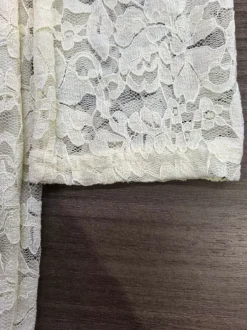 Robe de soirée mini moulante à manches longues et épaules dénudées en dentelle florale pour femme 2026
