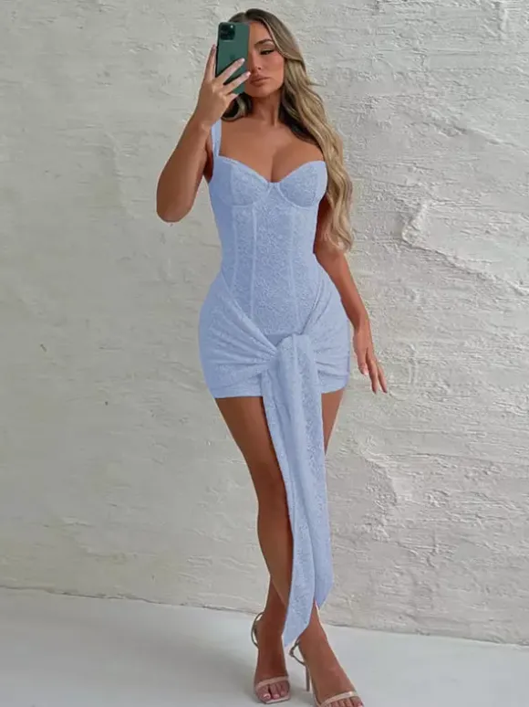 Robe de soirée mini noire à bretelles col en dentelle sans manches et dos nu style décontracté/semi-formel