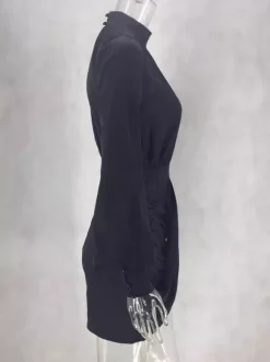 Robe de soirée mini noire à col montant et manches longues lanternes élégante et semi-formelle