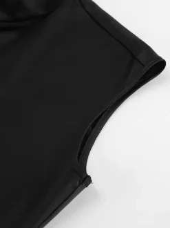 Robe de soirée noire en dentelle sans manches à col montant