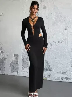 Robe de soirée noire à manches longues col en V et dos nu