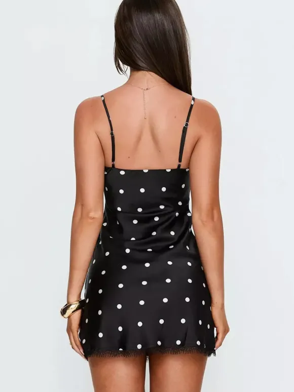 Robe de soirée noire à pois sans manches à bretelles robe d'été