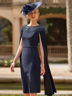 Robe de soirée pour la mère de la mariée col en bijoux manches longues fourreau fleurs robes d'invitées pour mariage