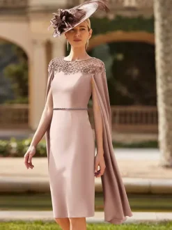 Robe de soirée pour la mère de la mariée col en bijoux manches longues fourreau fleurs robes d'invitées pour mariage