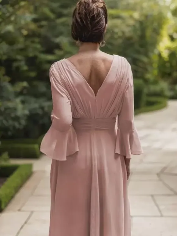 Robe de soirée pour la mère de la mariée col en V manches longues ligne A volants longueur au sol robes d'invitées de mariage