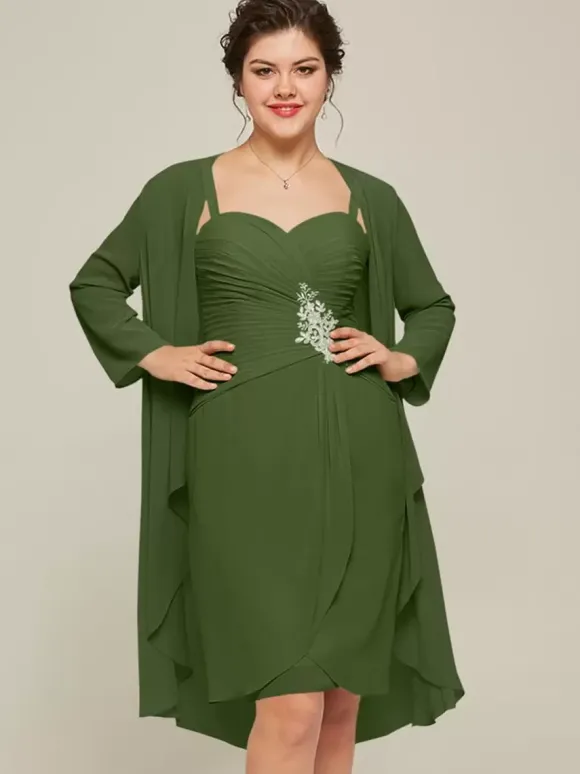 Robe de soirée pour mère de la mariée col en c艙ur manches longues ligne a en dentelle longueur aux genoux robes d'invitées pour mariage