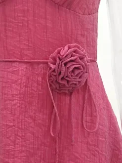 Robe de soirée romantique à mini-fleurs sans manches bretelles col élégant robe rose