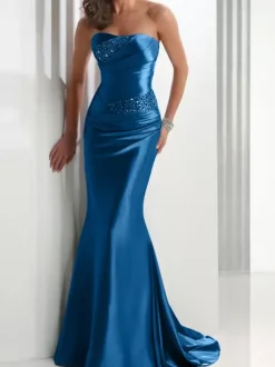 Robe de soirée sirène en tissu satiné col en c艙ur avec traîne plissée robes de soirée sociale