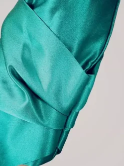Robe de soirée trapèze col en v manches 3/4 fermeture éclair tissu satiné plissé robes de concours sociaux