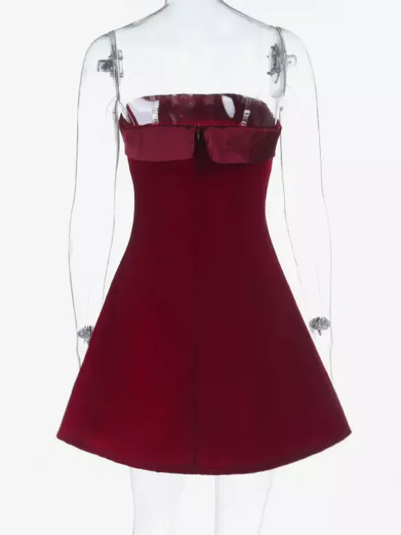 Robe d'été chic bordeaux mini sans manches et bustier pour une soirée en amoureux