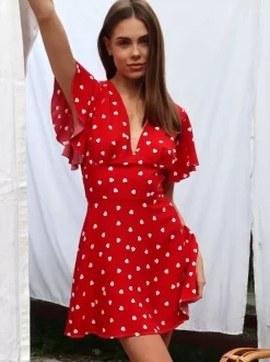 Robe d'été mini rouge plissée à manches courtes col en V et taille cache-c艙ur à pois pour femme.