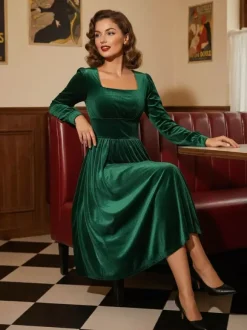 Robe glamour vintage années 1950 noire manches longues col carré style rockabilly