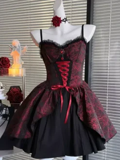 Robe Gothic Lolita à lacets rouge et noire manches longues corset épaules dénudées JSK avec boléro en dentelle