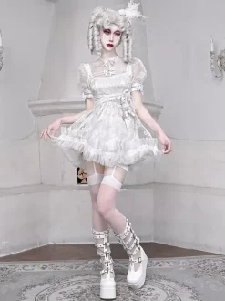 Robe gothique Lolita blanche en dentelle avec n艙ud et volants