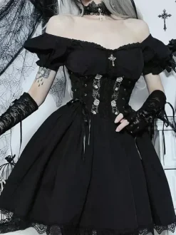 Robe gothique punk épaules dénudées manches courtes dentelle robe courte Lolita